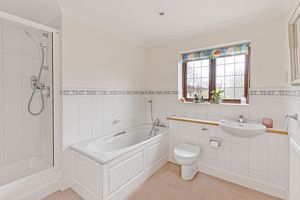 Photo 16- click for photo gallery